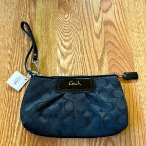 NWT Black Coach Large Wristlet Purse Bag